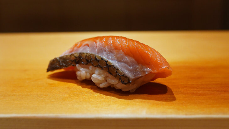 鮨 はしもと丨日本酒が進むつまみと男前の握り＠東京・新富町