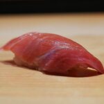 あじゅう田丨実直かつ工夫が光る、奥渋の江戸前鮨 ＠東京・神泉